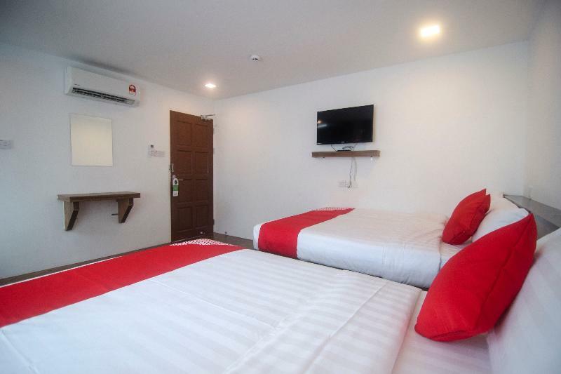 Oyo 836 Mandurah Room & Cafe Kuching Exteriér fotografie